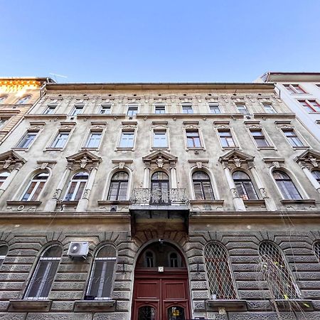 Industrial Westend Budapest Bagian luar foto